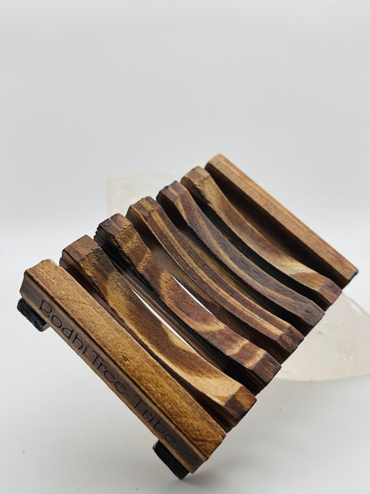 Crafted from smooth wood with a minimalist design, this soap dish keeps your bars dry and lasting longer. Elevates your bathroom aesthetic while allowing water to drain easily. Eco friendly soap dish, minimalist, wood natural, bodhi tree tribe, made with love